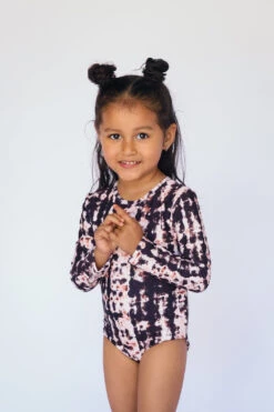 Luna One Piece - Dawn -Coastal Tropic 1F9A0337