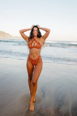 Jasmine Top - Lava -Coastal Tropic 240118 skatie 9514 a37b42cb 0af1 45cd 9f81 81721e01b6d6