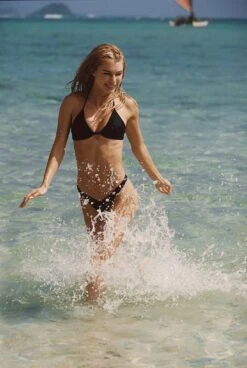 Sarah Top - Black -Coastal Tropic Amad554 00100