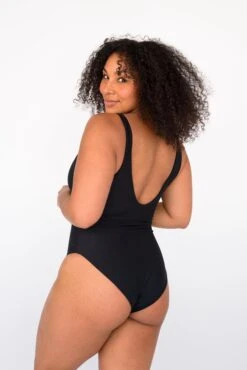 Amanda One Piece - Black 17 Amanda One Piece - Black -Coastal Tropic SKATIE BlackRe stockCURVE 19
