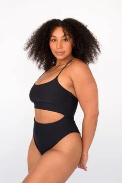 Madison One Piece - Black -Coastal Tropic SKATIE BlackRe stockCURVE 40
