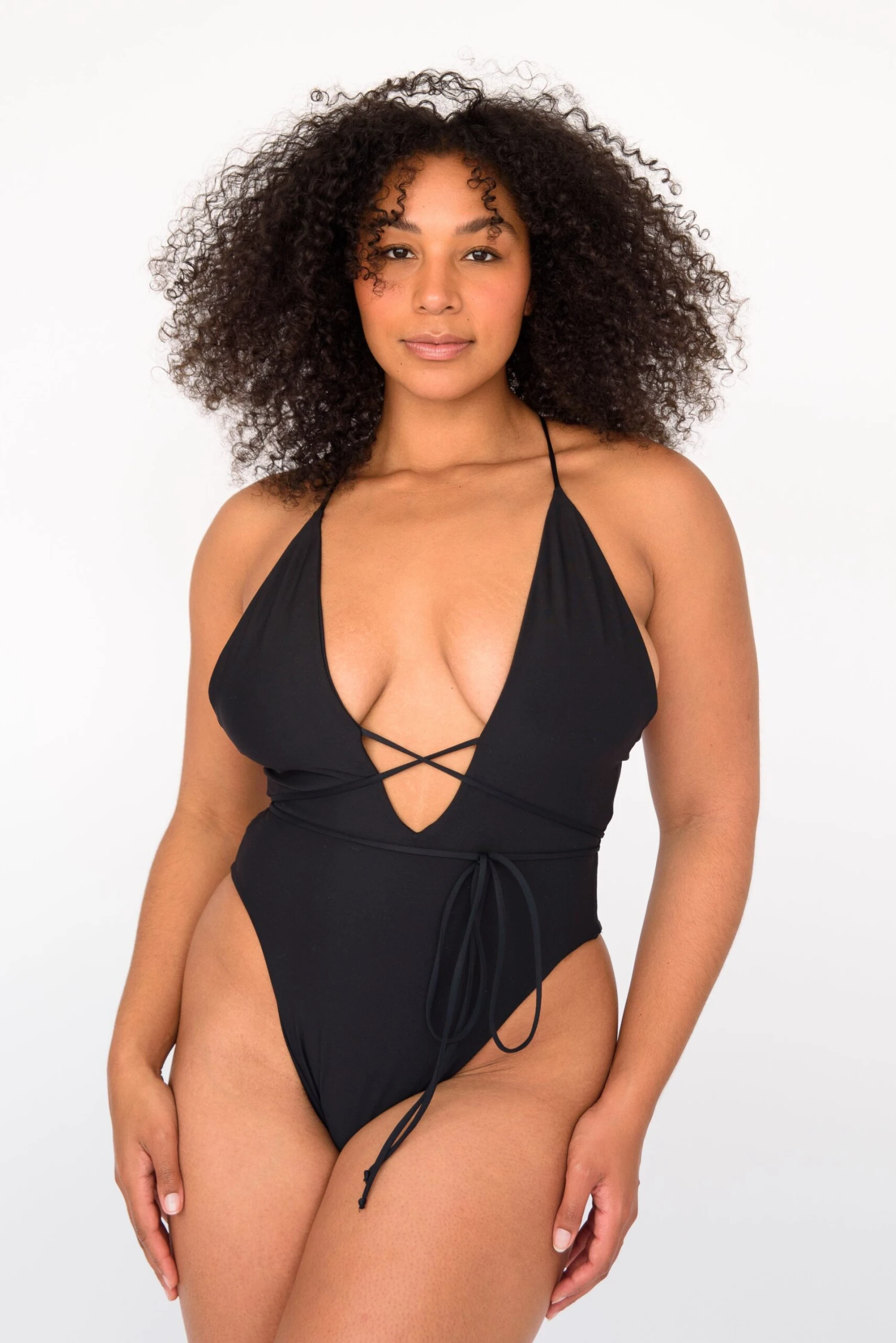 Lynn One Piece - Black 8 Lynn One Piece - Black - Image 6