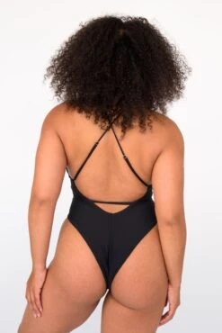 Lynn One Piece - Black 18 Lynn One Piece - Black -Coastal Tropic SKATIE BlackRe stockCURVE 79