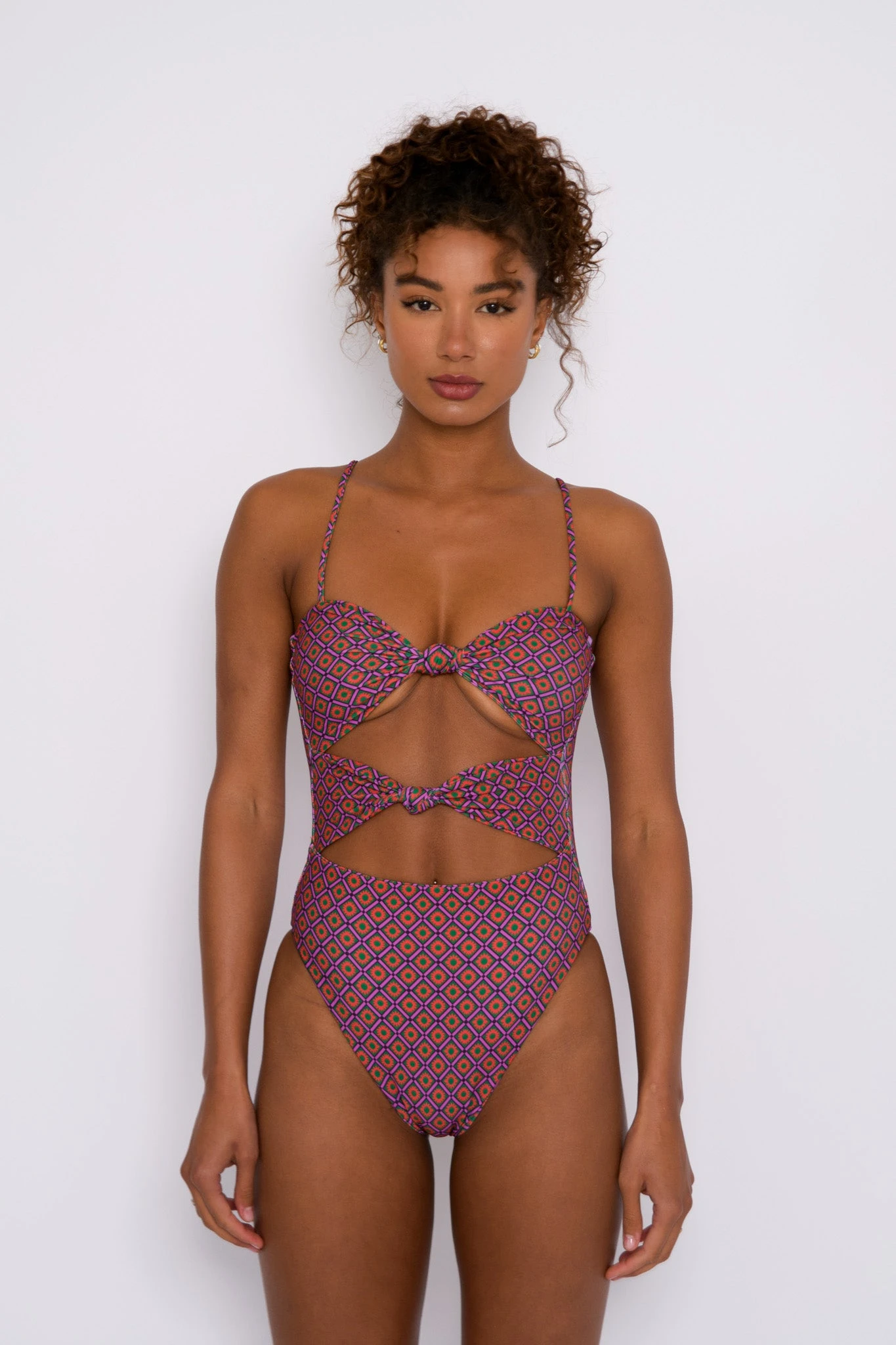 Lisa One Piece - Sol 3 Lisa One Piece - Sol