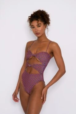 Lisa One Piece - Sol 10 Lisa One Piece - Sol -Coastal Tropic SKATIE Sol 49