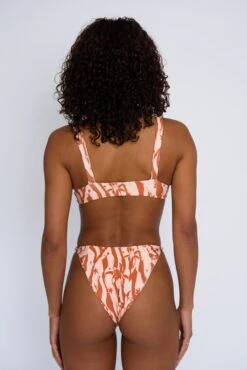 Salty Bottom - Tunnels -Coastal Tropic SKATIE Tunnels 12 Edit 2a2dfca6 52fe 42e4 8b85 6308a59242e3