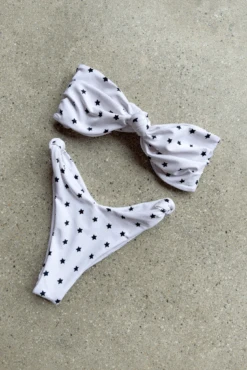 Suzanne Bottom - Liberty -Coastal Tropic SkatieE comm 2 939f5d4f 086b 44ef 9ea7 80e0e70ae04d